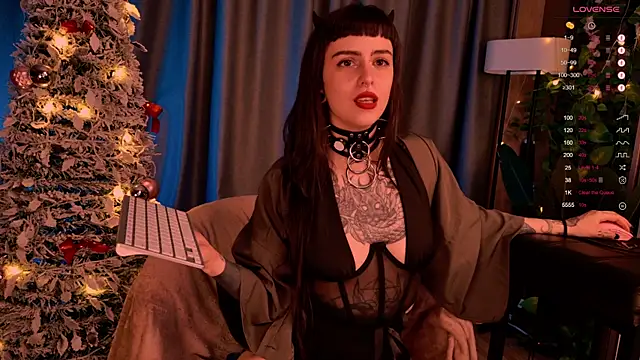 MichaellaMoon online show from December 2024 11:35:01 PM