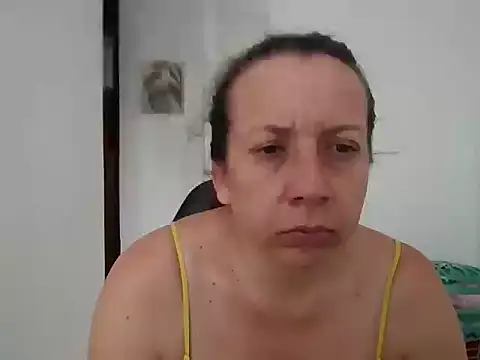 Snapshot of milfevha chatting on October 2025 09:50:01 PM milfevha online show from October 2025 09:50:01 PM