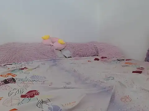 Snapshot of milfevha chatting on December 2025 08:14:02 PM milfevha online show from December 2025 08:14:02 PM