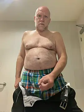Snapshot of FLSexyGuy chatting on August 2026 01:43:01 PM FLSexyGuy online show from August 2026 01:43:01 PM
