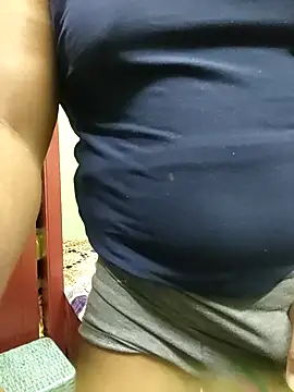 Snapshot of ShelfyOfferer chatting on November 2025 02:57:02 AM ShelfyOfferer online show from November 2025 02:57:02 AM