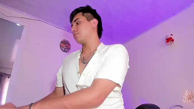 Chris Maddox online show from December 2024 05:18:02 AM