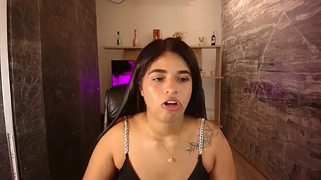 NaiiaCirce online show from February 2025 09:15:01 PM