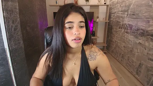 NaiiaCirce online show from February 2025 10:21:02 PM