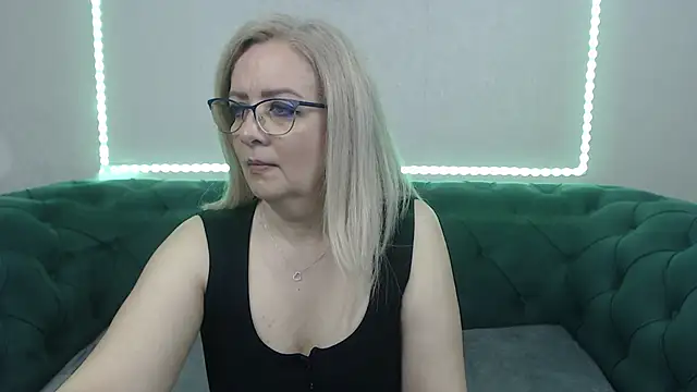IvanaCharm online show from March 2026 04:07:02 AM