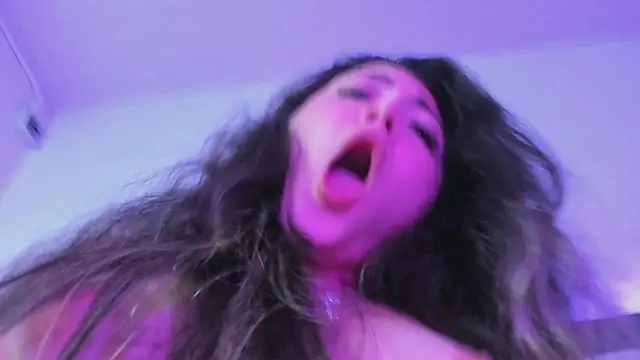 Snapshot of azumi_cutiepie_ chatting on February 2025 07:14:02 PM azumi cutiepie online show from February 2025 07:14:02 PM