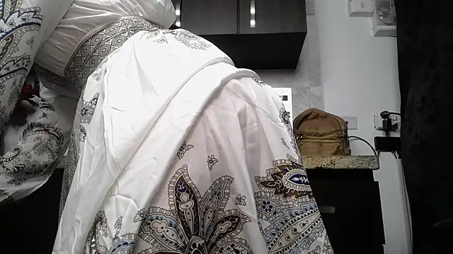 Snapshot of shantala_krisha chatting on December 2025 06:14:03 PM shantala krisha online show from December 2025 06:14:03 PM