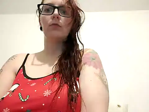 Selena Lux online show from December 2024 06:59:01 PM