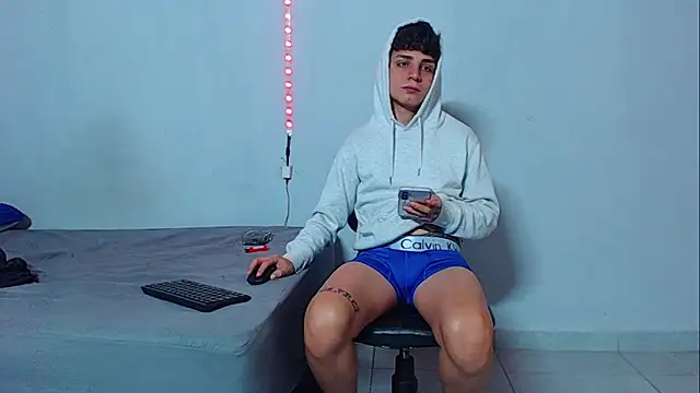 mikecoper 23 online show from October 2025 03:18:01 PM