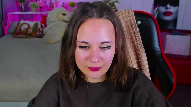 Makima lee online show from February 2025 07:43:02 PM