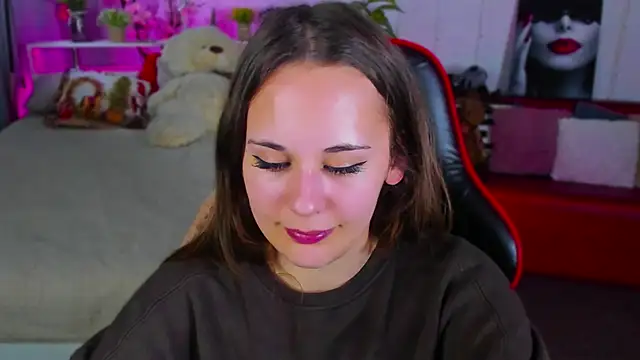 Makima lee online show from February 2025 01:35:02 PM