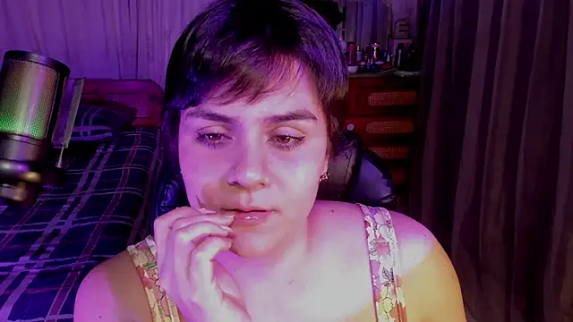 isabelacooperr online show from August 2026 05:10:02 AM