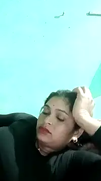 Snapshot of Chandni chatting on January 2025 01:21:02 PM Chandni online show from January 2025 01:21:02 PM