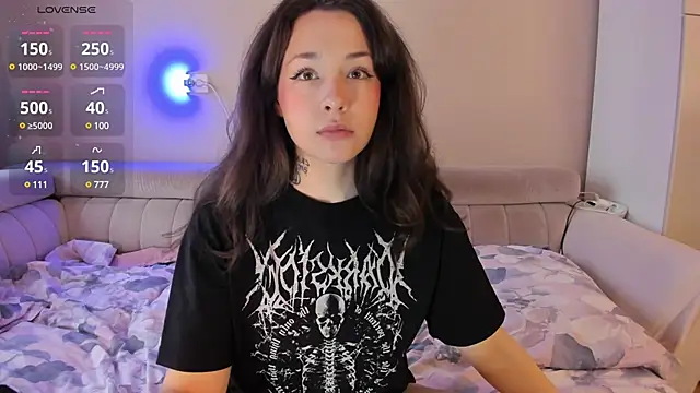 MonicaRocket online show from January 2025 10:32:01 AM