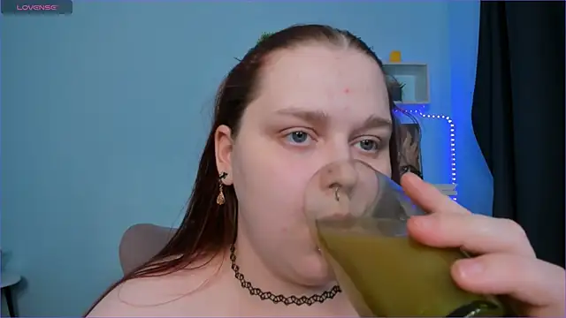 Snapshot of Crow_Diam0nd chatting on December 2024 07:30:01 AM Crow Diam0nd online show from December 2024 07:30:01 AM