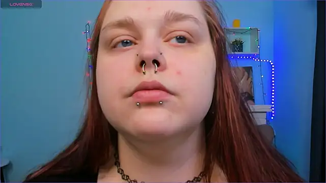 Snapshot of Crow_Diam0nd chatting on December 2024 04:06:02 AM Crow Diam0nd online show from December 2024 04:06:02 AM