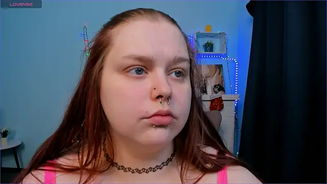 Snapshot of Crow_Diam0nd chatting on December 2024 04:05:02 AM Crow Diam0nd online show from December 2024 04:05:02 AM