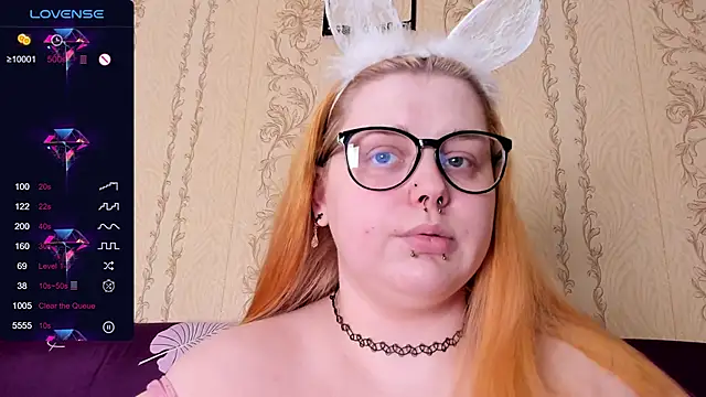 Snapshot of Crow_Diam0nd chatting on February 2026 07:28:02 PM Crow Diam0nd online show from February 2026 07:28:02 PM