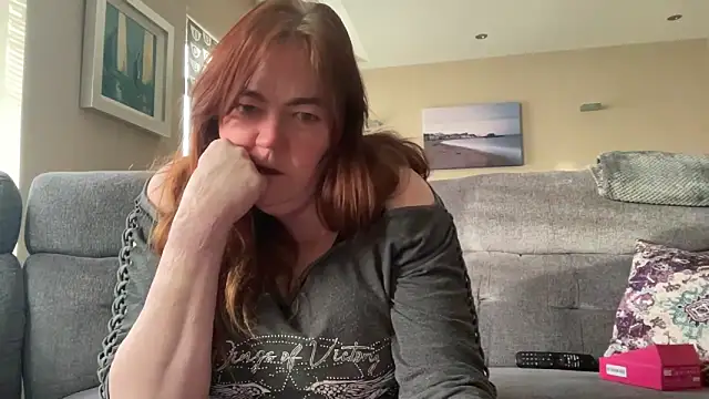 curvy-milf-abbie online show from February 2026 03:40:01 PM