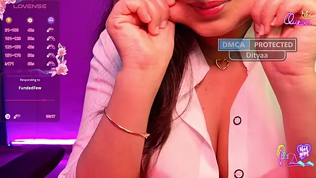 Snapshot of Punjabi_Queen1 chatting on May 2026 02:56:01 PM Punjabi Queen1 online show from May 2026 02:56:01 PM
