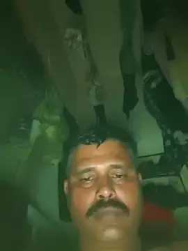 Vinay-kumar89 online show from April 2026 04:32:01 PM