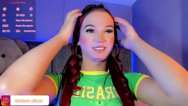 Snapshot of Liittle_foxxxy chatting on December 2024 05:26:01 PM Liittle foxxxy online show from December 2024 05:26:01 PM