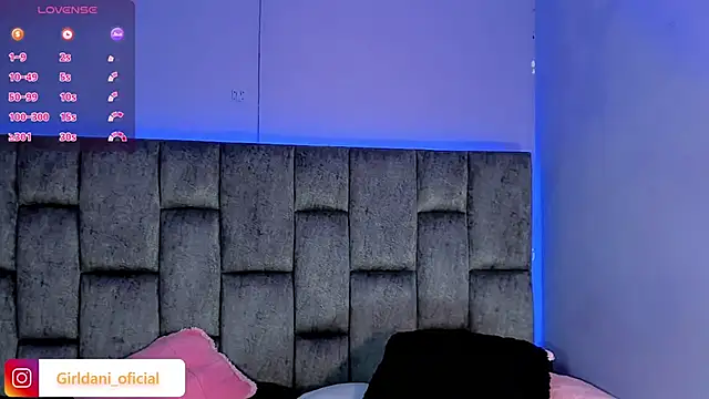 Snapshot of Liittle_foxxxy chatting on February 2025 01:30:01 PM Liittle foxxxy online show from February 2025 01:30:01 PM