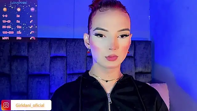 Snapshot of Liittle_foxxxy chatting on March 2025 03:18:02 AM Liittle foxxxy online show from March 2025 03:18:02 AM