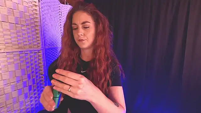 Snapshot of KayleyxEmily chatting on March 2025 02:18:02 PM KayleyxEmily online show from March 2025 02:18:02 PM