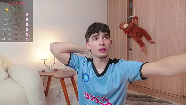 zenn rush1 online show from March 2025 01:13:02 PM