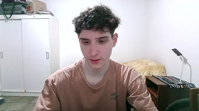Snapshot of Spicylemon01 chatting on May 2026 04:04:02 PM Spicylemon01 online show from May 2026 04:04:02 PM