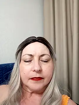 Lana Luna1 online show from October 2025 04:08:02 PM