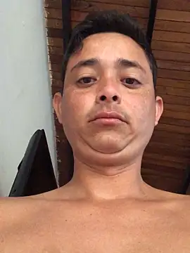 isacalejandroo online show from January 2025 02:35:01 PM