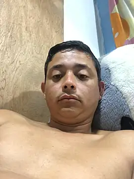 isacalejandroo online show from January 2025 12:27:01 PM