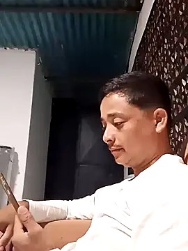 isacalejandroo online show from February 2025 04:57:01 AM