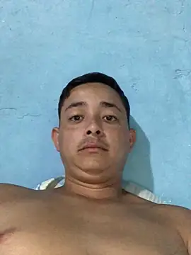 isacalejandroo online show from March 2025 04:33:02 PM