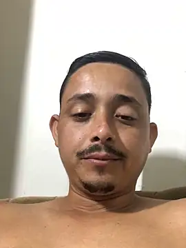 isacalejandroo online show from February 2026 05:27:01 AM