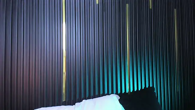 AndyBlake  online show from February 2025 02:18:01 AM