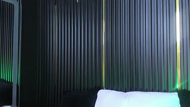 AndyBlake  online show from March 2025 02:51:01 AM