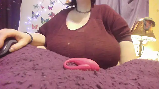 Snapshot of Alli_Kat chatting on February 2025 06:12:02 AM Alli Kat online show from February 2025 06:12:02 AM