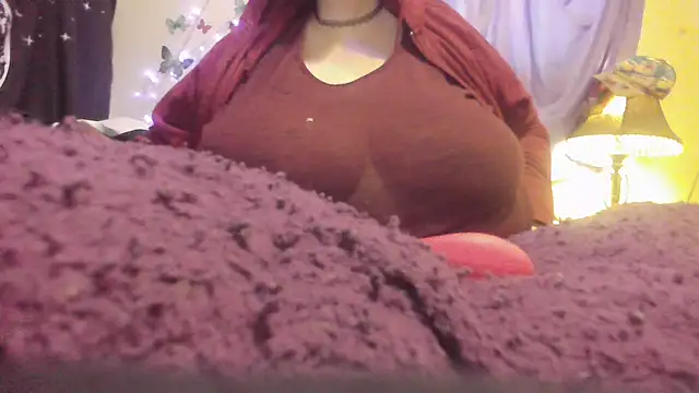 Snapshot of Alli_Kat chatting on February 2025 01:08:02 PM Alli Kat online show from February 2025 01:08:02 PM