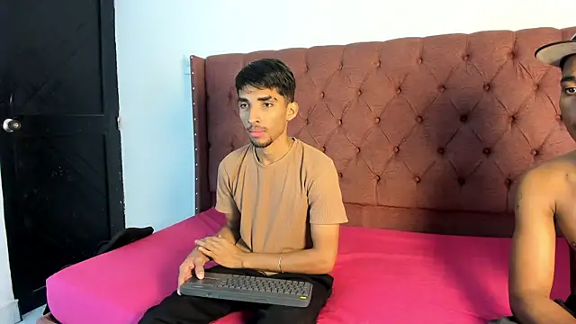 boys yourparty online show from September 2025 01:13:01 PM