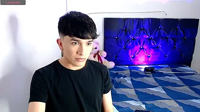 benji hoter online show from November 2025 09:58:01 PM