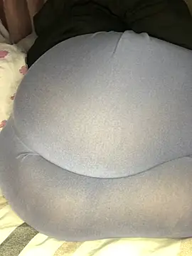 Snapshot of Sexyass242 chatting on May 2026 06:24:02 PM Sexyass242 online show from May 2026 06:24:02 PM