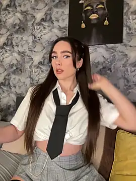 Snapshot of EmmaRosalie chatting on February 2025 07:49:01 PM EmmaRosalie online show from February 2025 07:49:01 PM