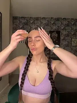 Snapshot of EmmaRosalie chatting on March 2025 09:05:02 PM EmmaRosalie online show from March 2025 09:05:02 PM