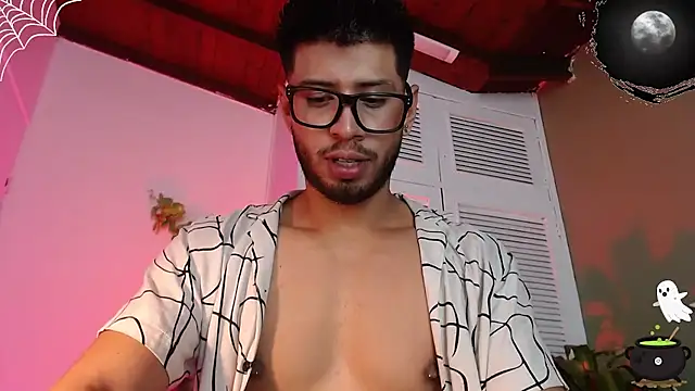 Snapshot of Colby_brown03 chatting on October 2025 06:18:02 PM Colby brown03 online show from October 2025 06:18:02 PM