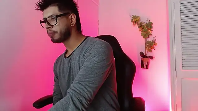 Snapshot of Colby_brown03 chatting on October 2025 06:59:01 PM Colby brown03 online show from October 2025 06:59:01 PM