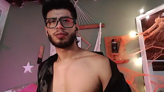 Snapshot of Colby_brown03 chatting on November 2025 08:39:02 AM Colby brown03 online show from November 2025 08:39:02 AM