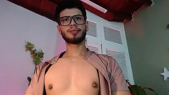 Snapshot of Colby_brown03 chatting on November 2025 07:04:02 PM Colby brown03 online show from November 2025 07:04:02 PM